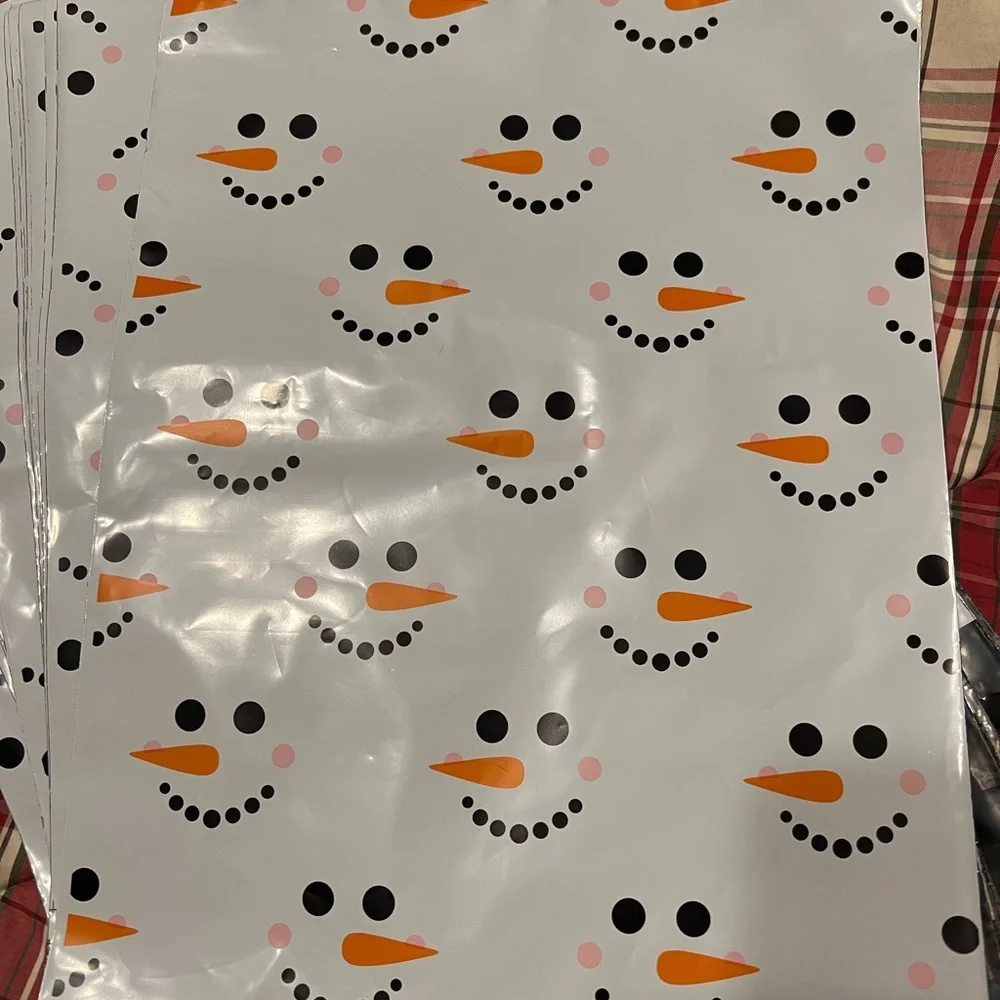Snowman Face 20 Poly Mailers NEW 10X13